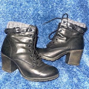 Womens heel boots 7.5